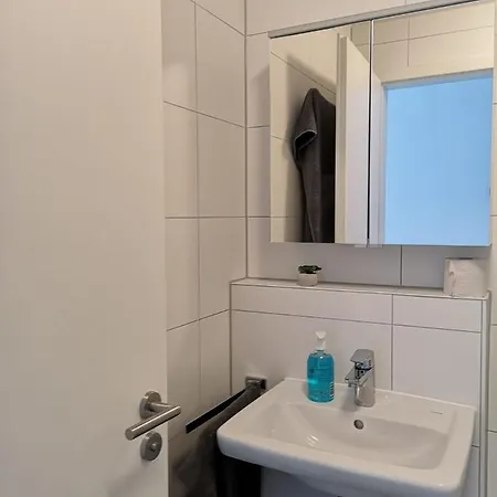 Modern Flat, Wifi, Central, Calm, Clean
